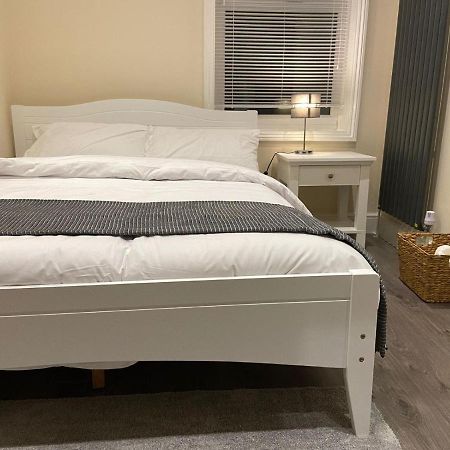 Beautiful Rooms Only Few Steps Away From Bruce Grove Tottenham Stadium 伦敦 外观 照片