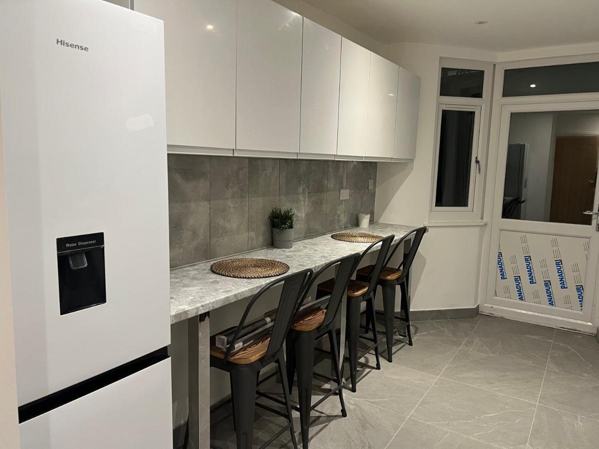 Beautiful Rooms Only Few Steps Away From Bruce Grove Tottenham Stadium 伦敦 外观 照片